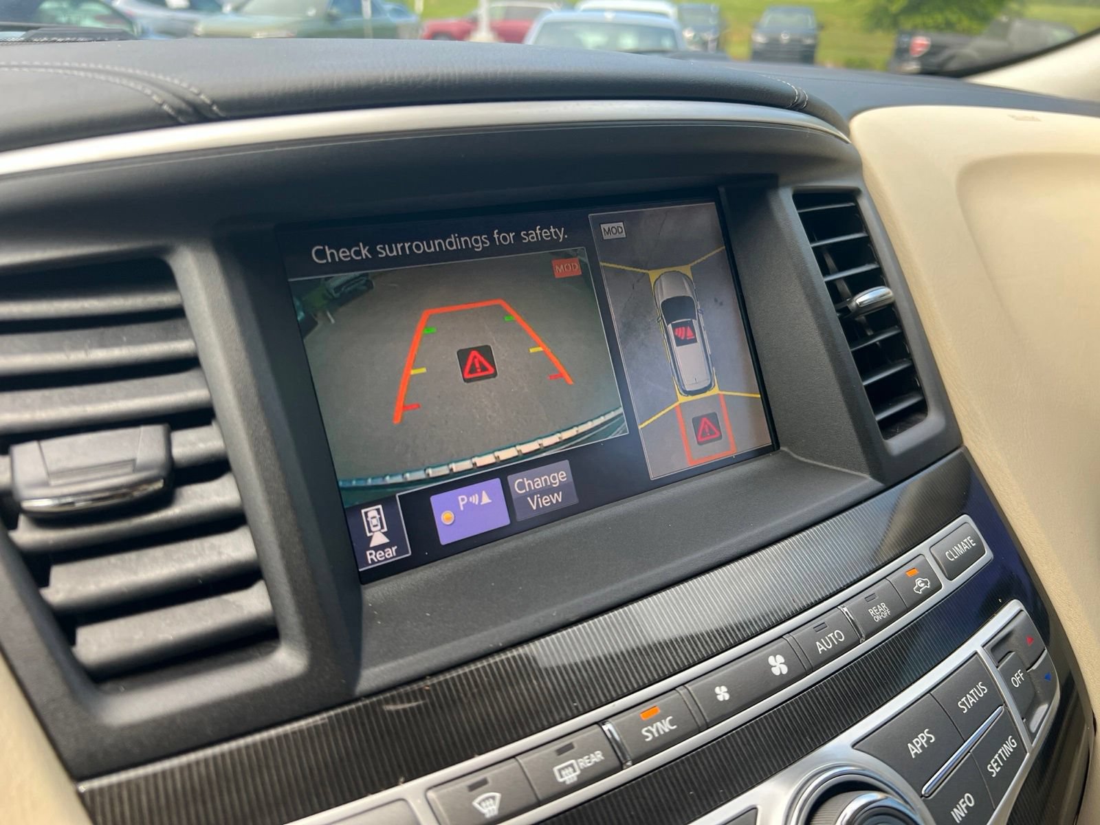 Used 2020 INFINITI QX60 Luxe w/ Essential Package FWD image 14