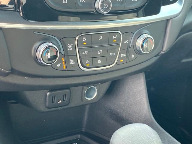 Certified 2023 Chevrolet Traverse LT FWD image 11