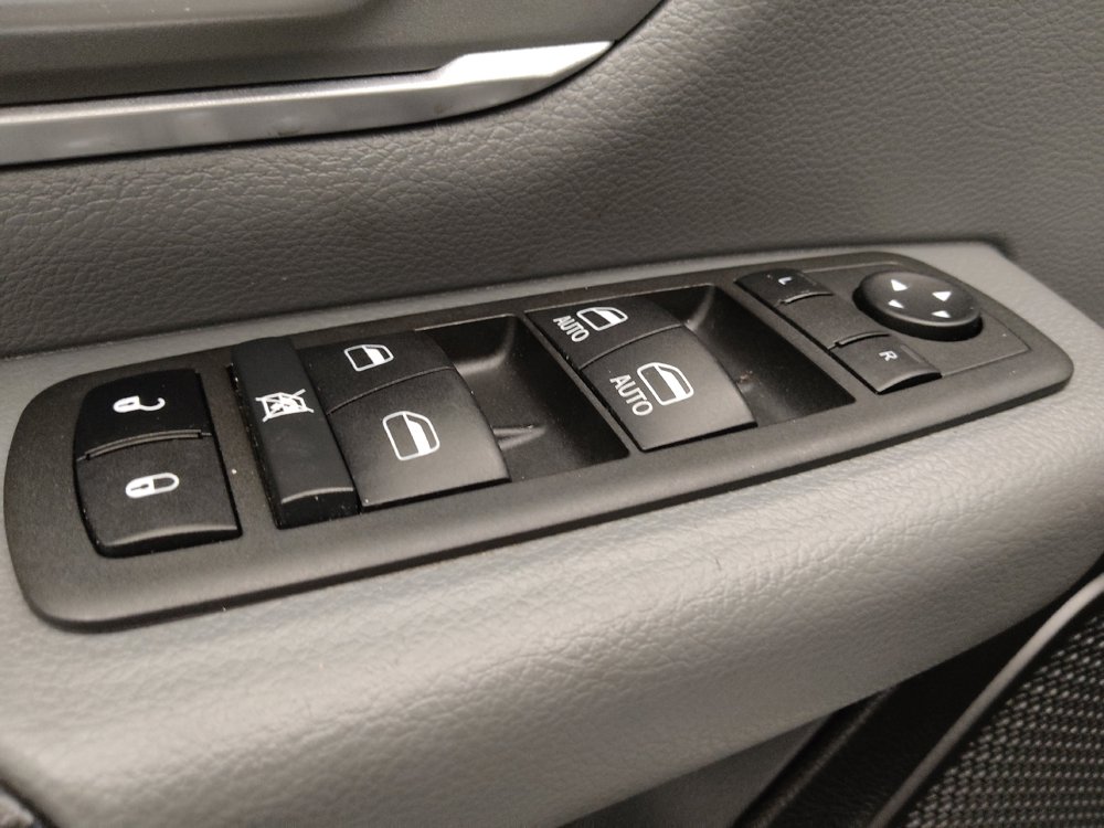 Used 2022 RAM 1500 Big Horn RWD image 27