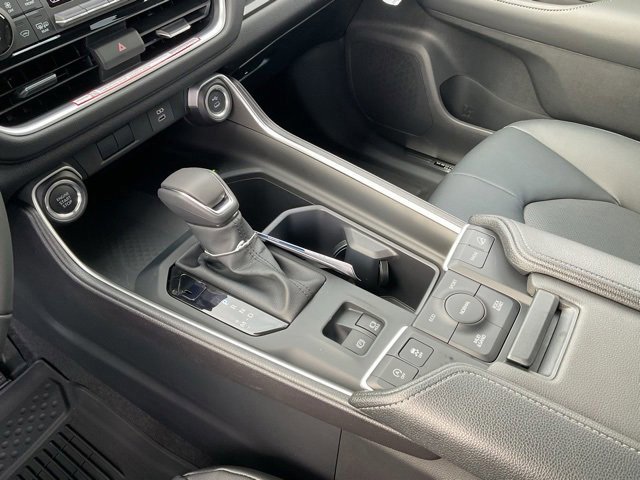 New 2026 Toyota Grand Highlander XLE image 32