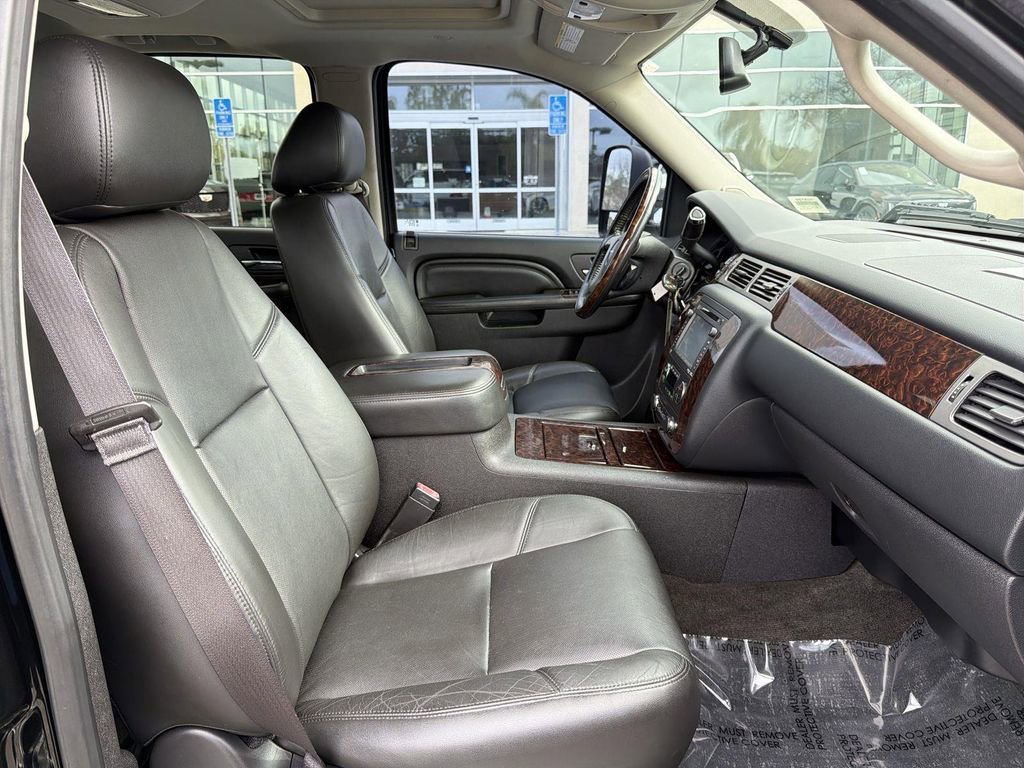 Used 2013 GMC Sierra 3500 Denali w/ Suspension Package, Off-Road image 29