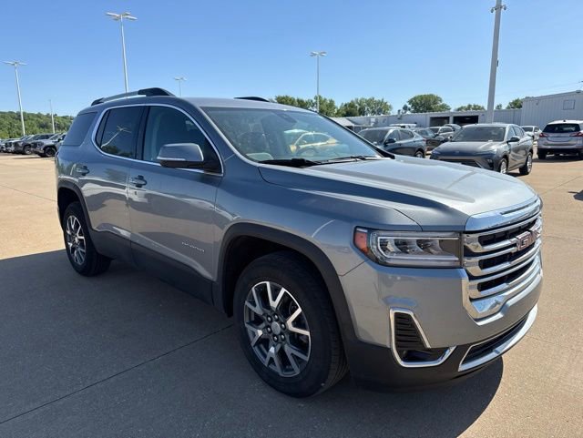 Used 2023 GMC Acadia SLT w/ Preferred Package