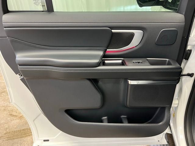 New 2025 Ford Expedition Max Platinum w/ Stealth Performance Package AWD/4WD image 27