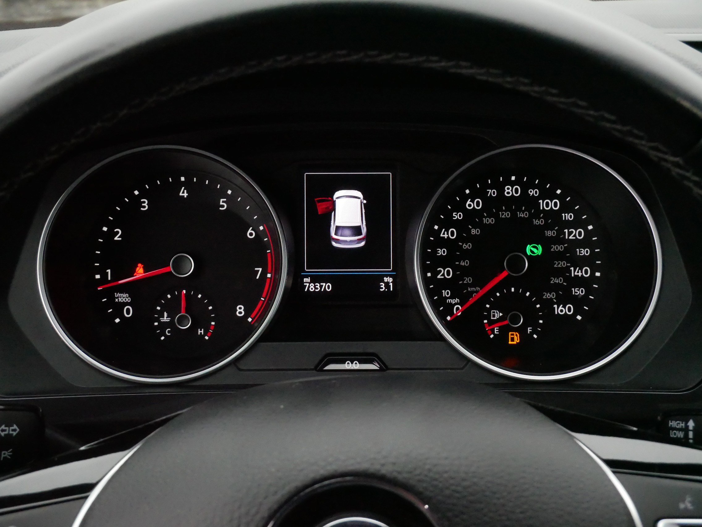 Used 2021 Volkswagen Tiguan SE R-Line image 21