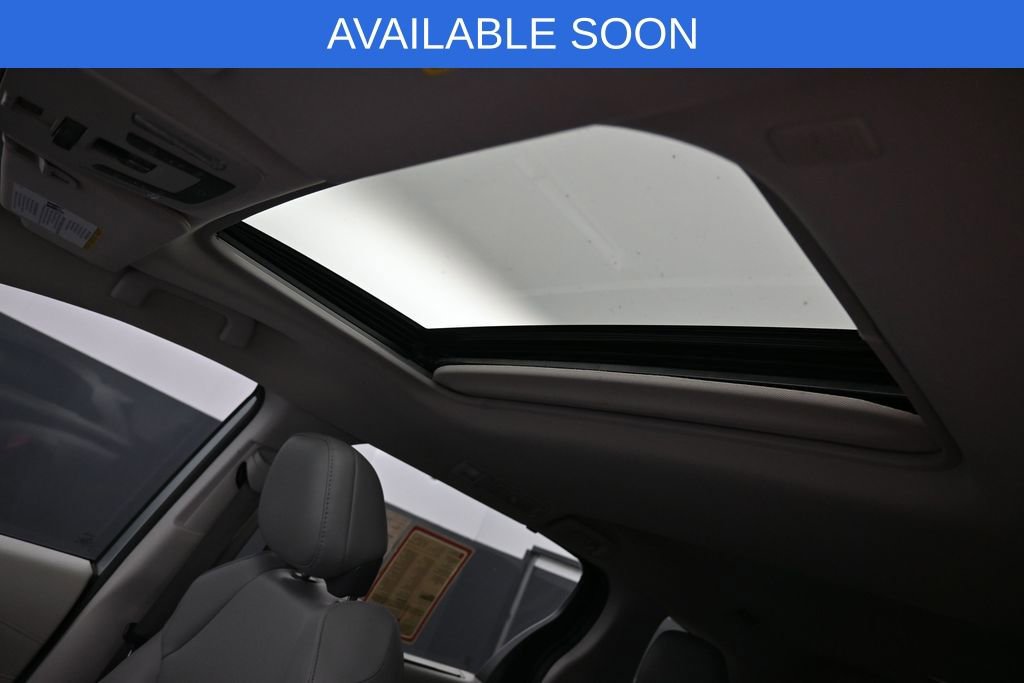 Certified 2021 Toyota Sienna XLE FWD image 26