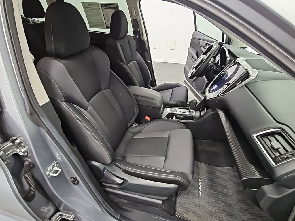 Used 2024 Subaru Ascent Premium w/ Convenience Package image 40