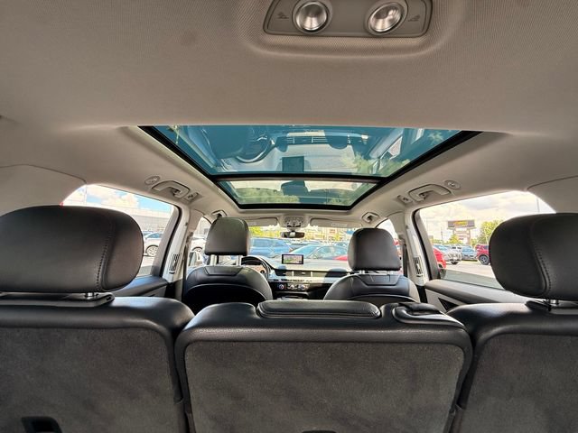 Used 2019 Audi Q7 2.0T Premium w/ Cold Weather Package AWD/4WD image 29