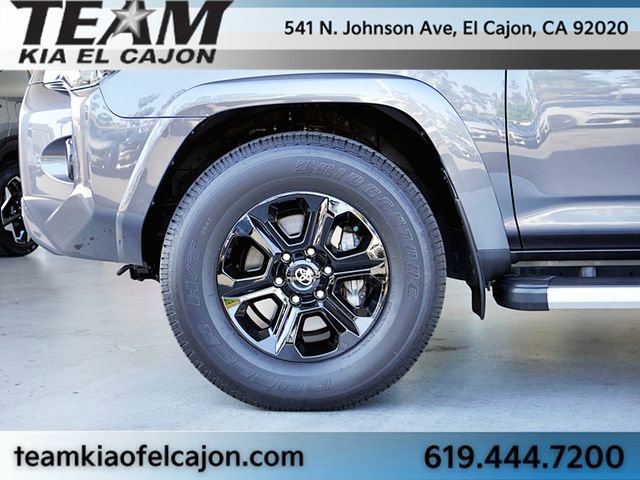Used 2022 Toyota 4Runner SR5 Premium w/ Moonroof Package RWD image 7