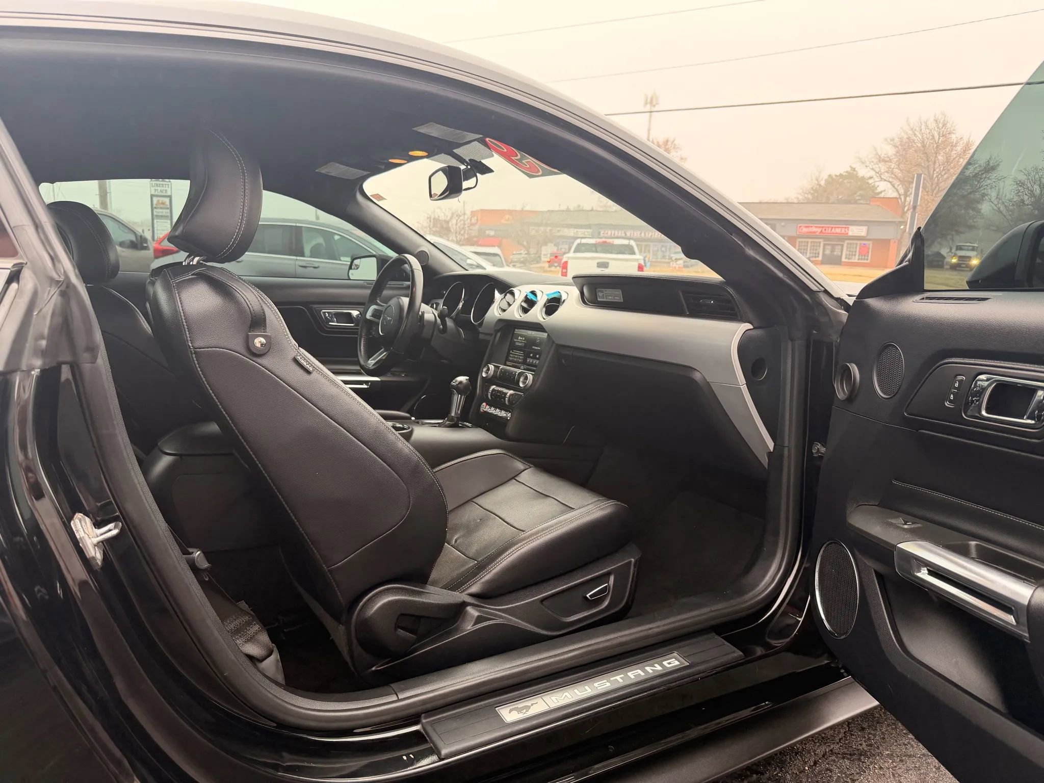 Used 2015 Ford Mustang GT Premium image 24