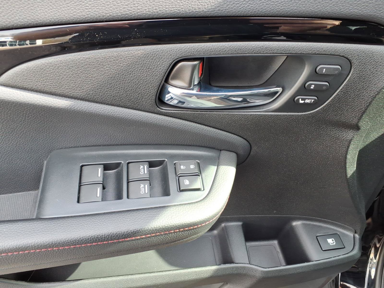 Used 2023 Honda Ridgeline Black Edition image 13