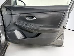 Used 2025 Nissan Sentra SV image 19