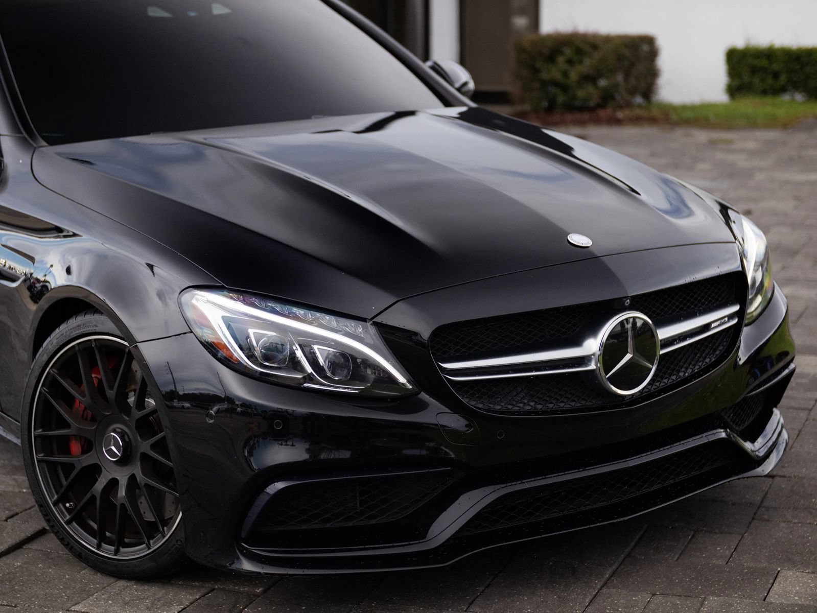 Used 2017 Mercedes-Benz C 63 AMG S image 4