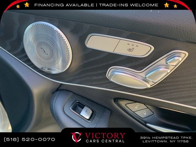 Used 2018 Mercedes-Benz GLC 300 4MATIC w/ Premium Package image 17
