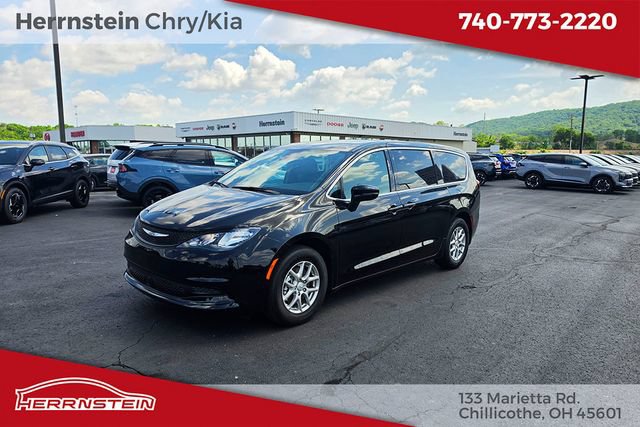 New 2026 Chrysler Voyager LX FWD image 3
