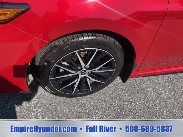 Used 2024 Toyota Camry SE FWD image 11