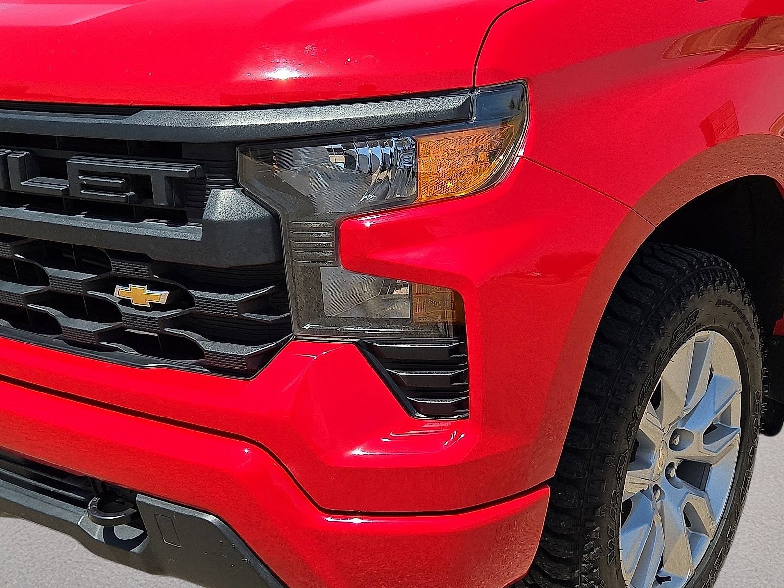 Used 2022 Chevrolet Silverado 1500 Custom AWD/4WD image 9