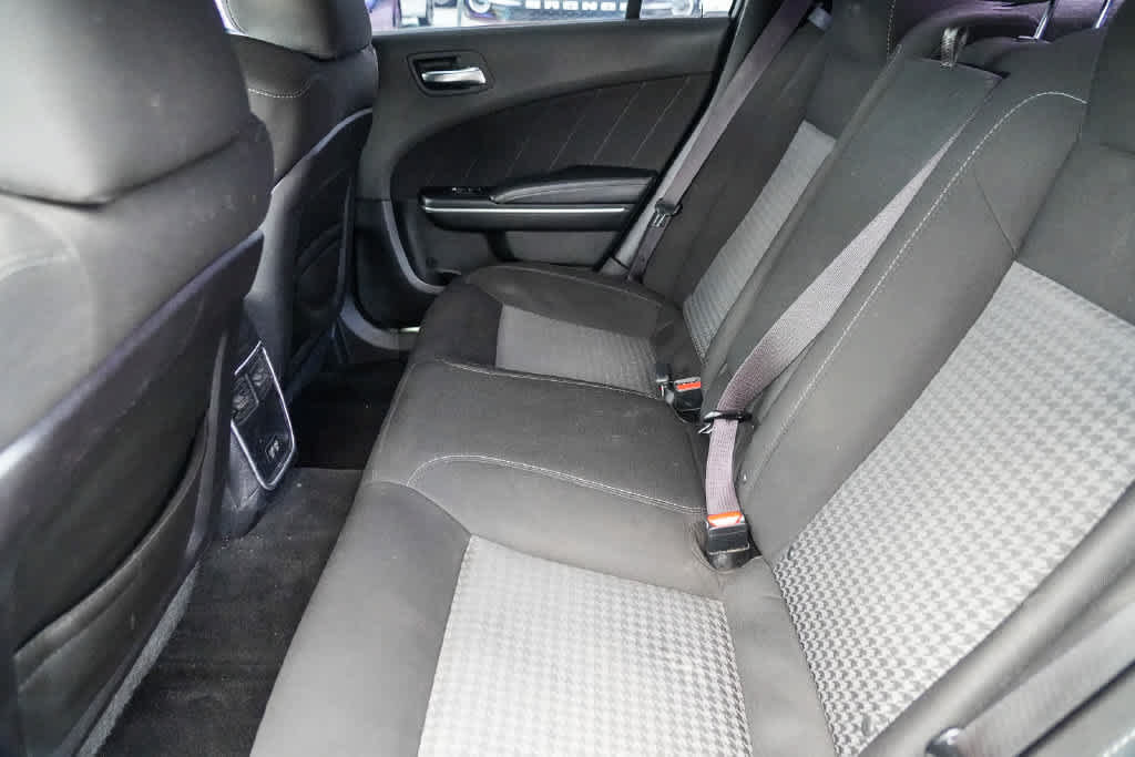 Used 2020 Dodge Charger R/T RWD image 18