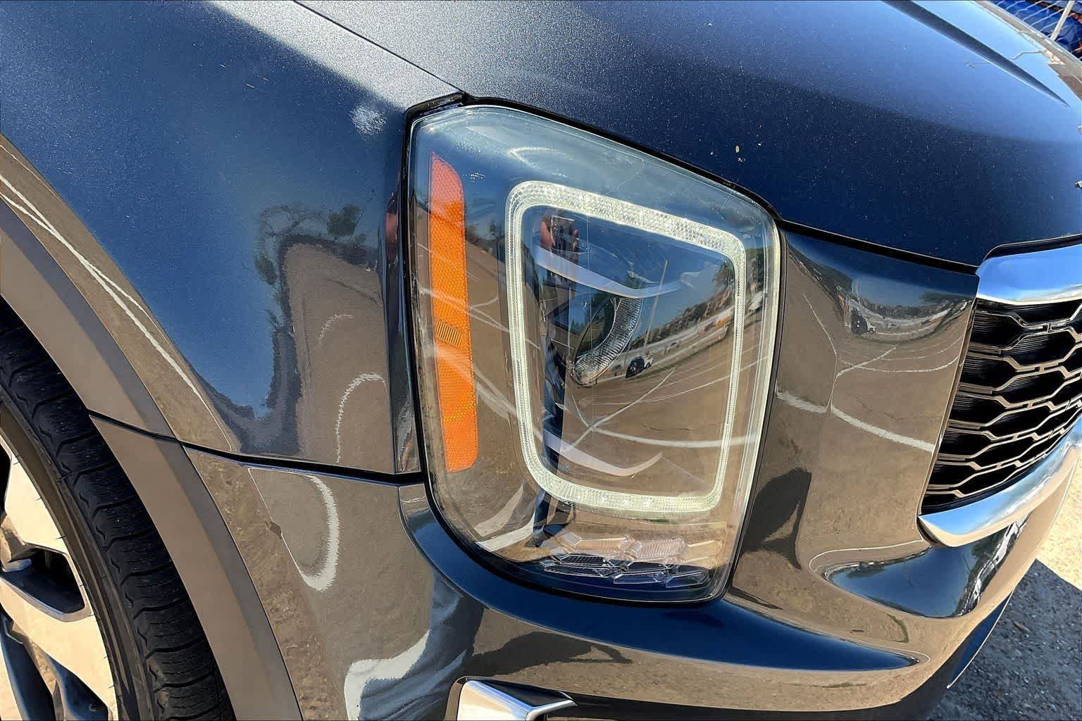 Certified 2022 Kia Telluride S image 30