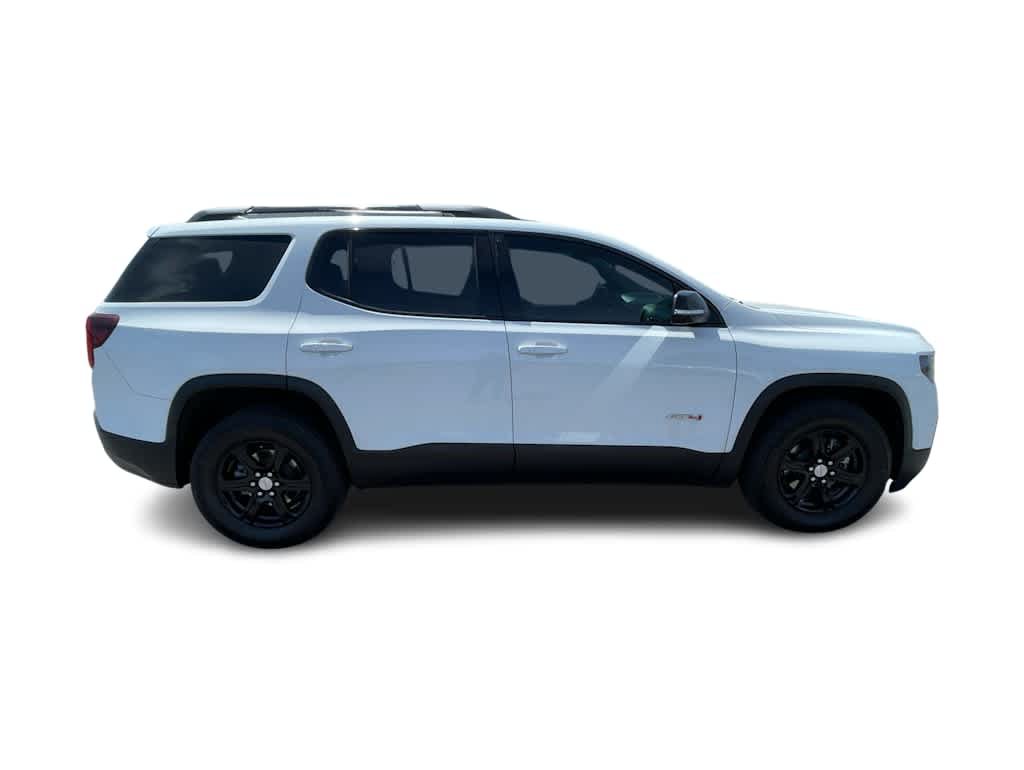 Used 2021 GMC Acadia AT4 w/ Technology Package AWD/4WD image 4