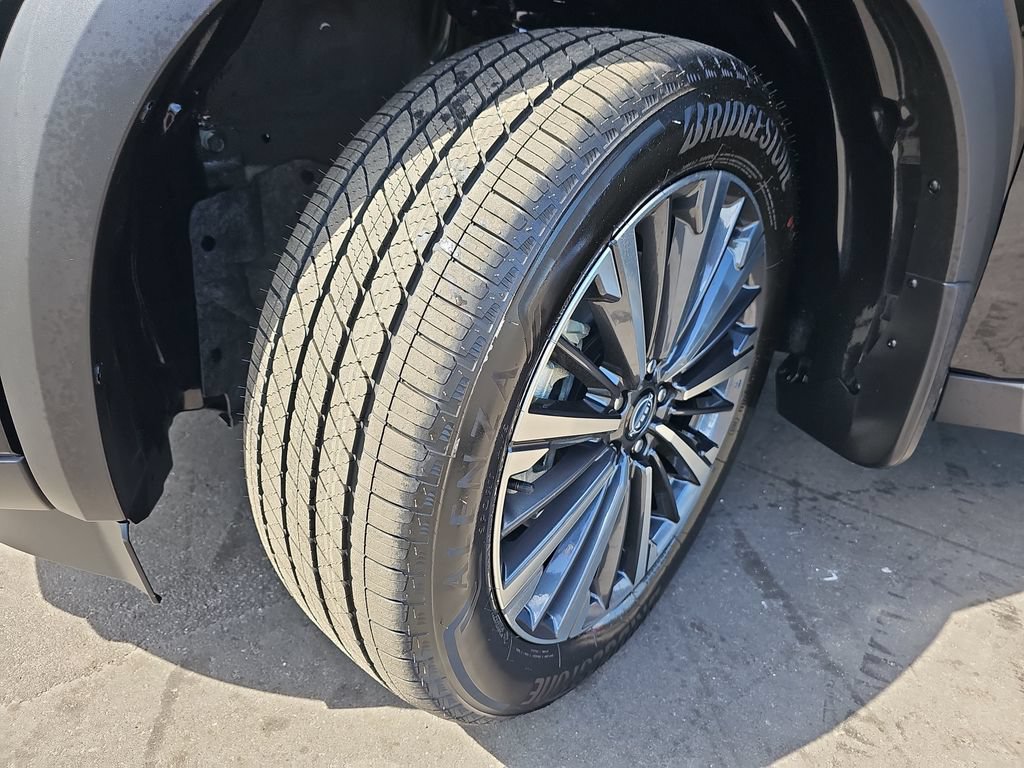 New 2026 Nissan Pathfinder Platinum FWD image 36