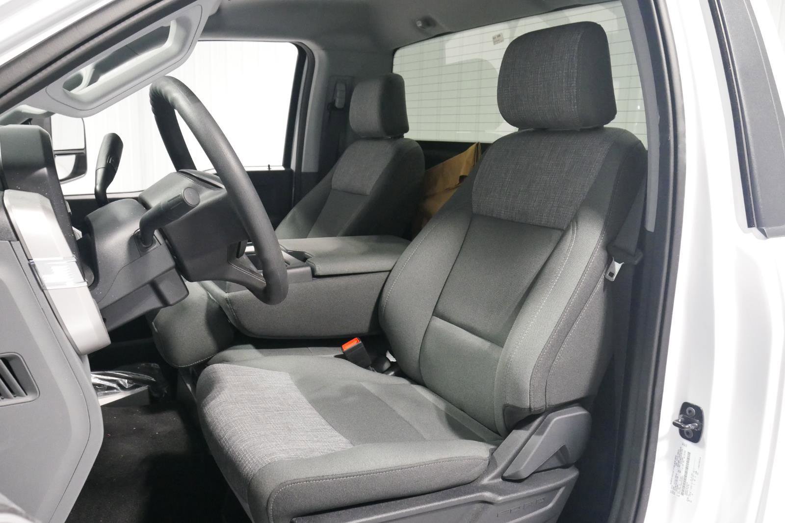 New 2024 Ford F550 4x4 Regular Cab Super Duty w/ XLT Value Package image 43