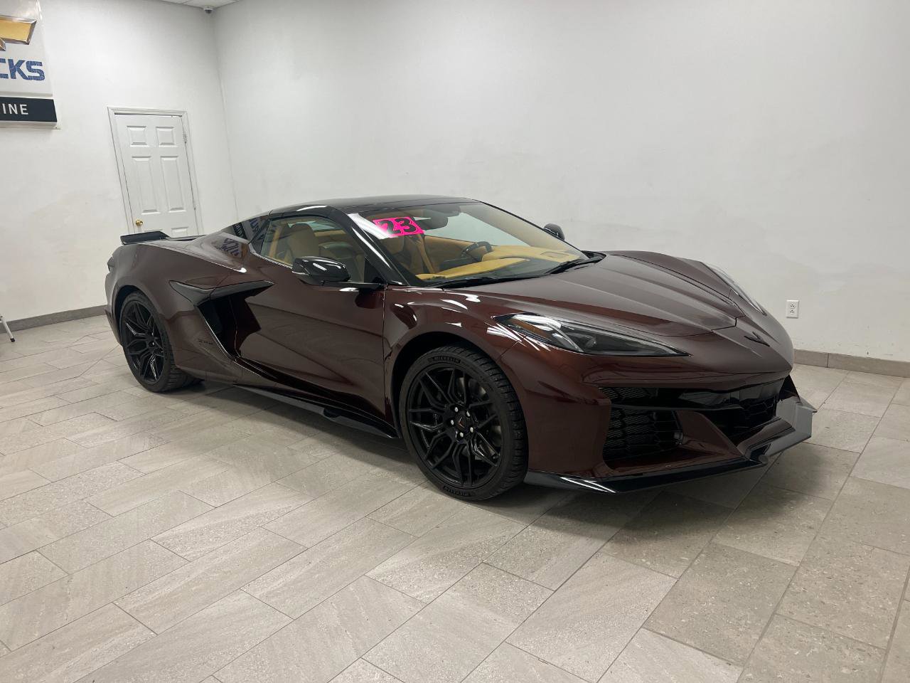 Used 2023 Chevrolet Corvette Z06 image 2