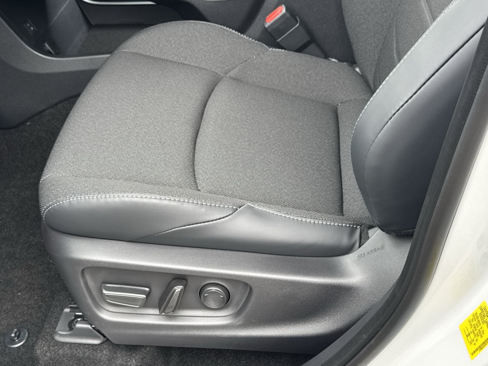 New 2026 Toyota C-HR AWD/4WD image 19