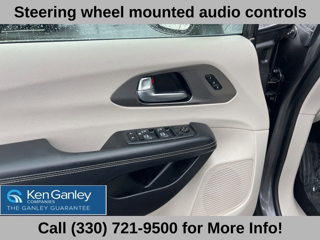 Used 2021 Chrysler Pacifica Touring-L w/ Uconnect Theater Family Group image 26