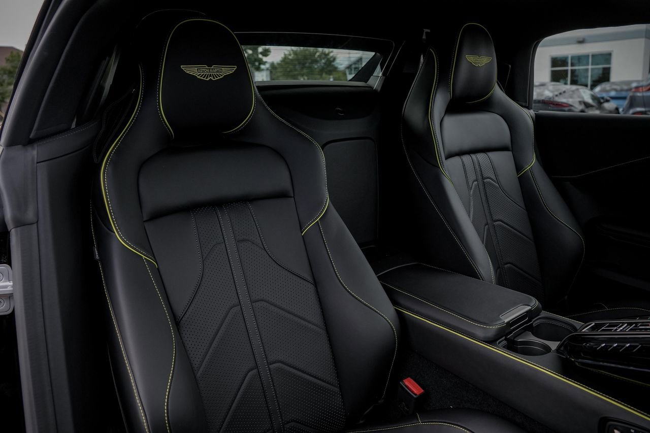 New 2026 Aston Martin V8 Vantage Coupe RWD image 36