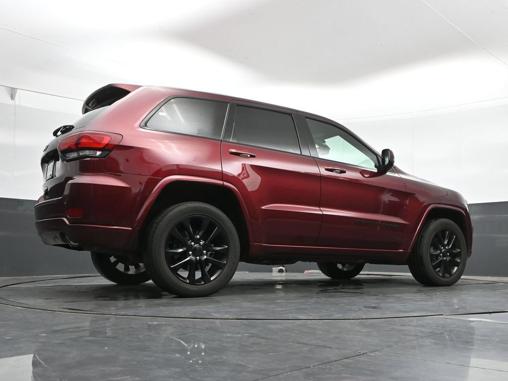 Used 2020 Jeep Grand Cherokee Altitude AWD/4WD image 42