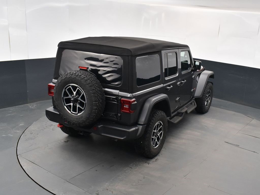 Used 2024 Jeep Wrangler Unlimited Rubicon w/ Convenience Group image 35