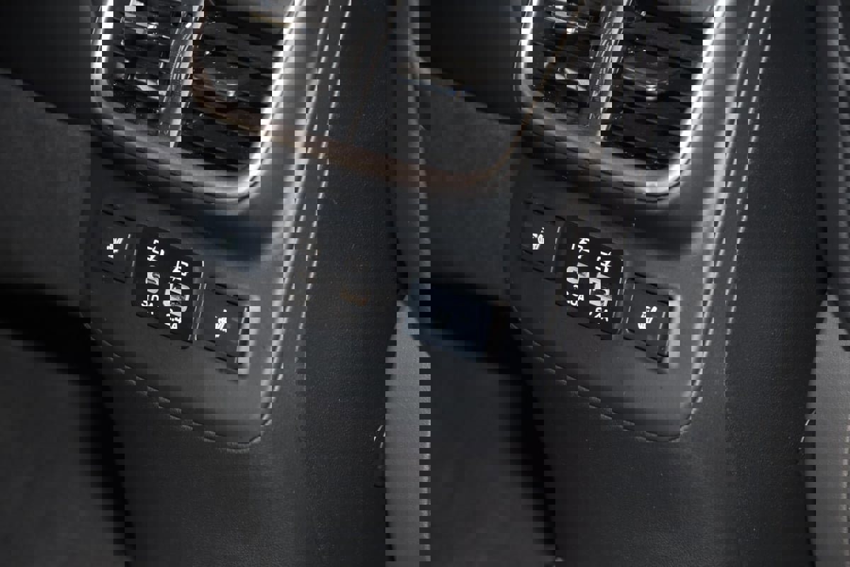 Used 2025 Subaru Outback Touring XT image 15