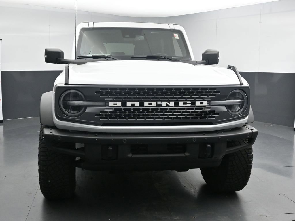 Used 2024 Ford Bronco Badlands image 3