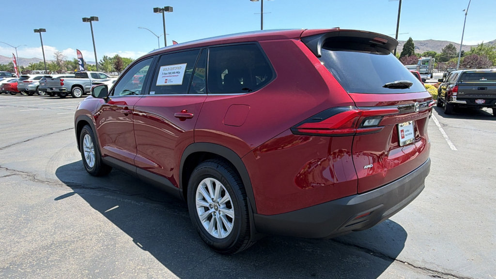 Certified 2024 Toyota Grand Highlander AWD image 5