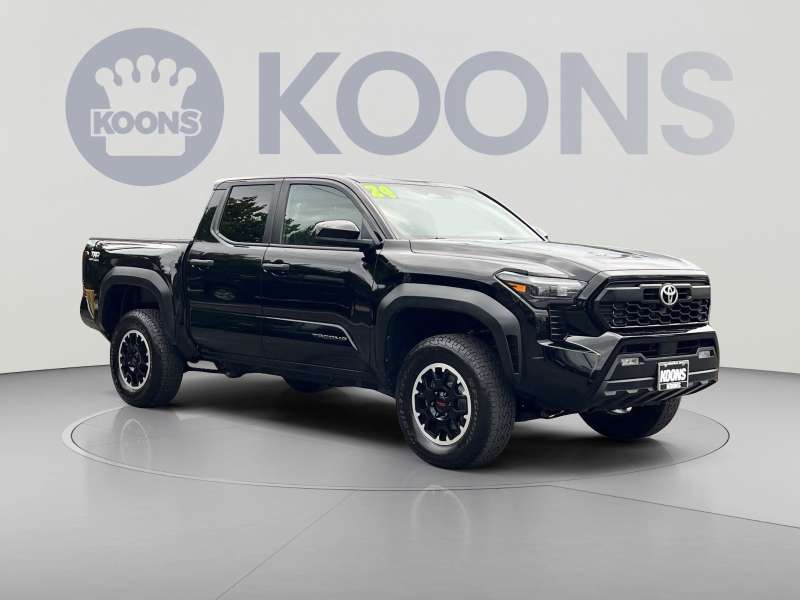 Used 2024 Toyota Tacoma TRD Off-Road AWD/4WD image 2