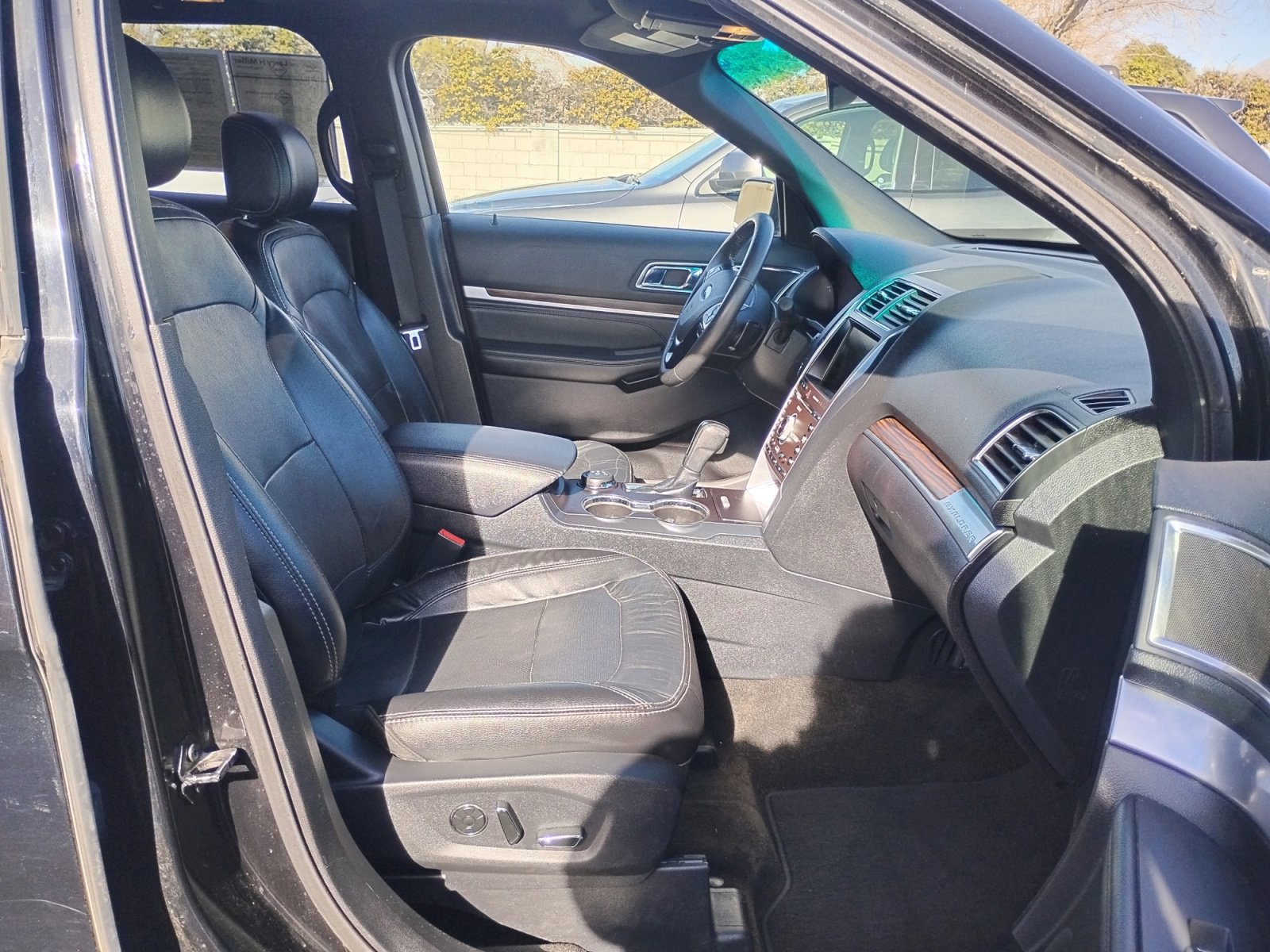 Used 2016 Ford Explorer Limited w/ Equipment Group 301A image 25