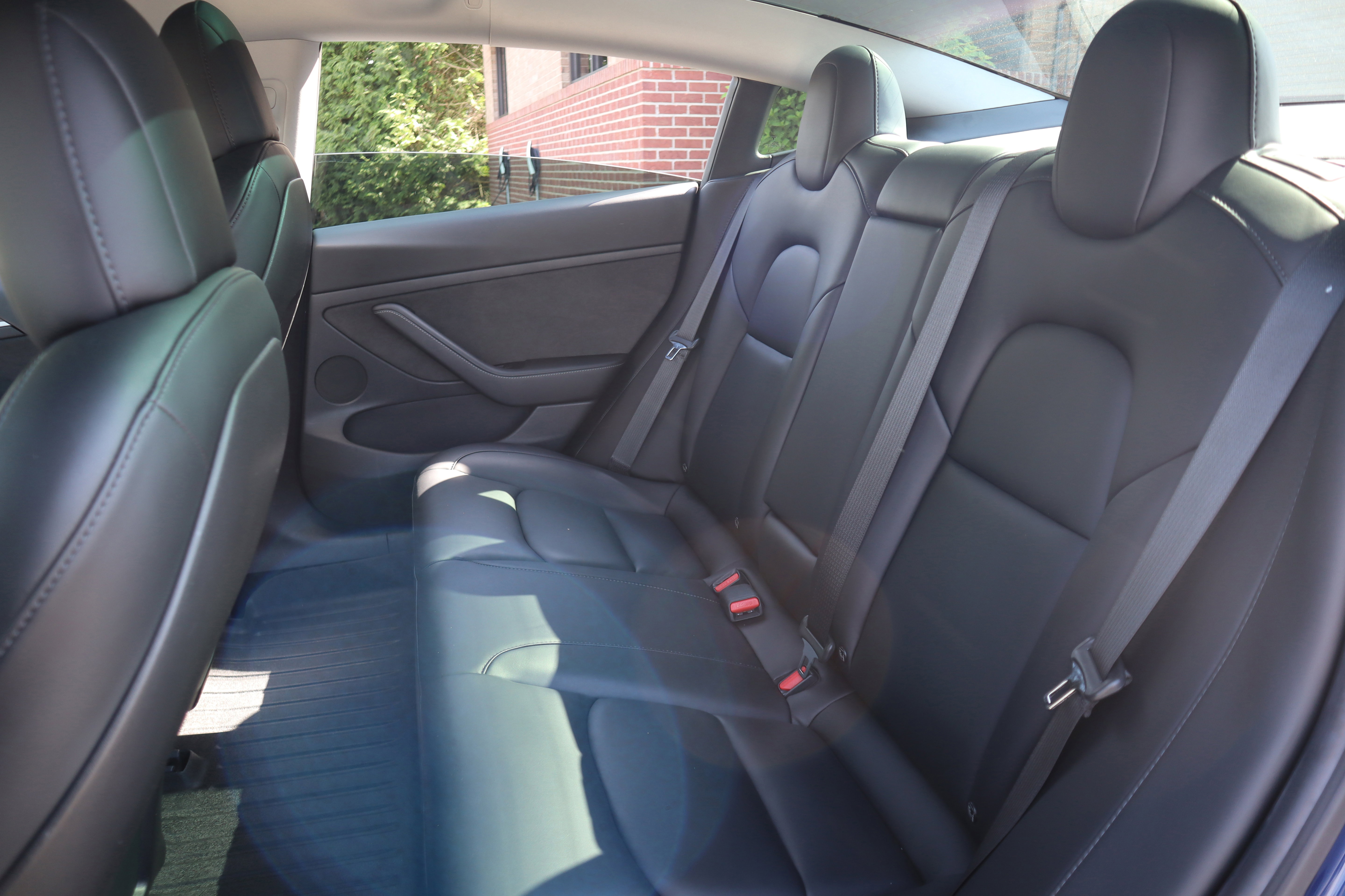 Used 2021 Tesla Model 3 Long Range AWD/4WD image 23