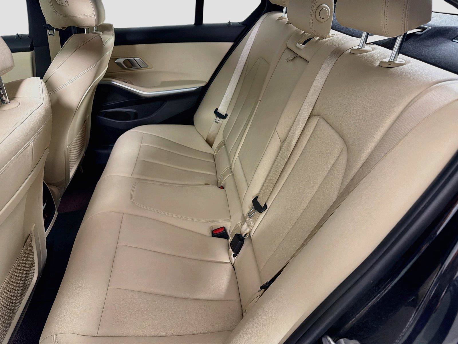 Used 2021 BMW 330i Sedan w/ Driving Assistance Package RWD image 24