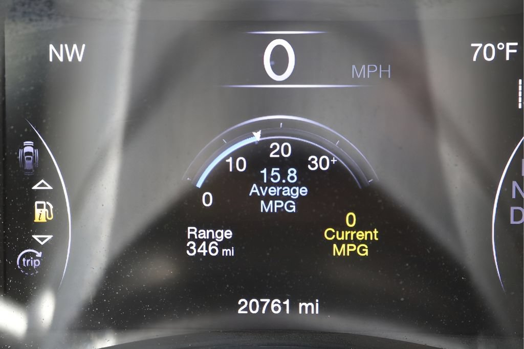 Used 2022 Jeep Grand Cherokee Laredo X RWD image 33