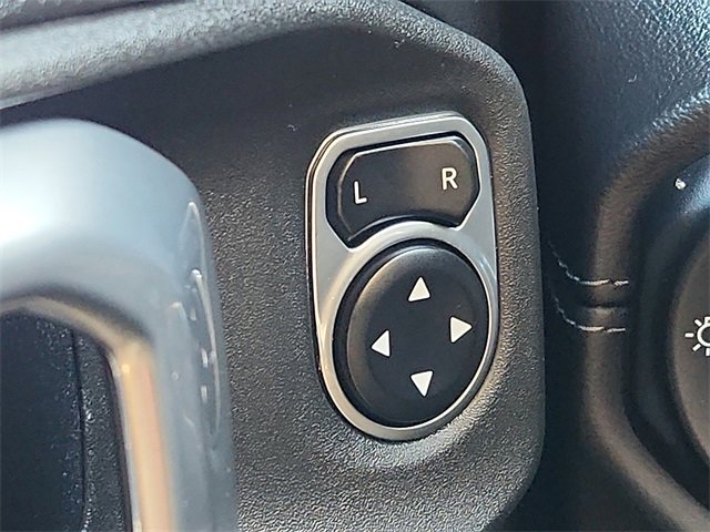 Used 2025 Jeep Wrangler Unlimited Rubicon image 23