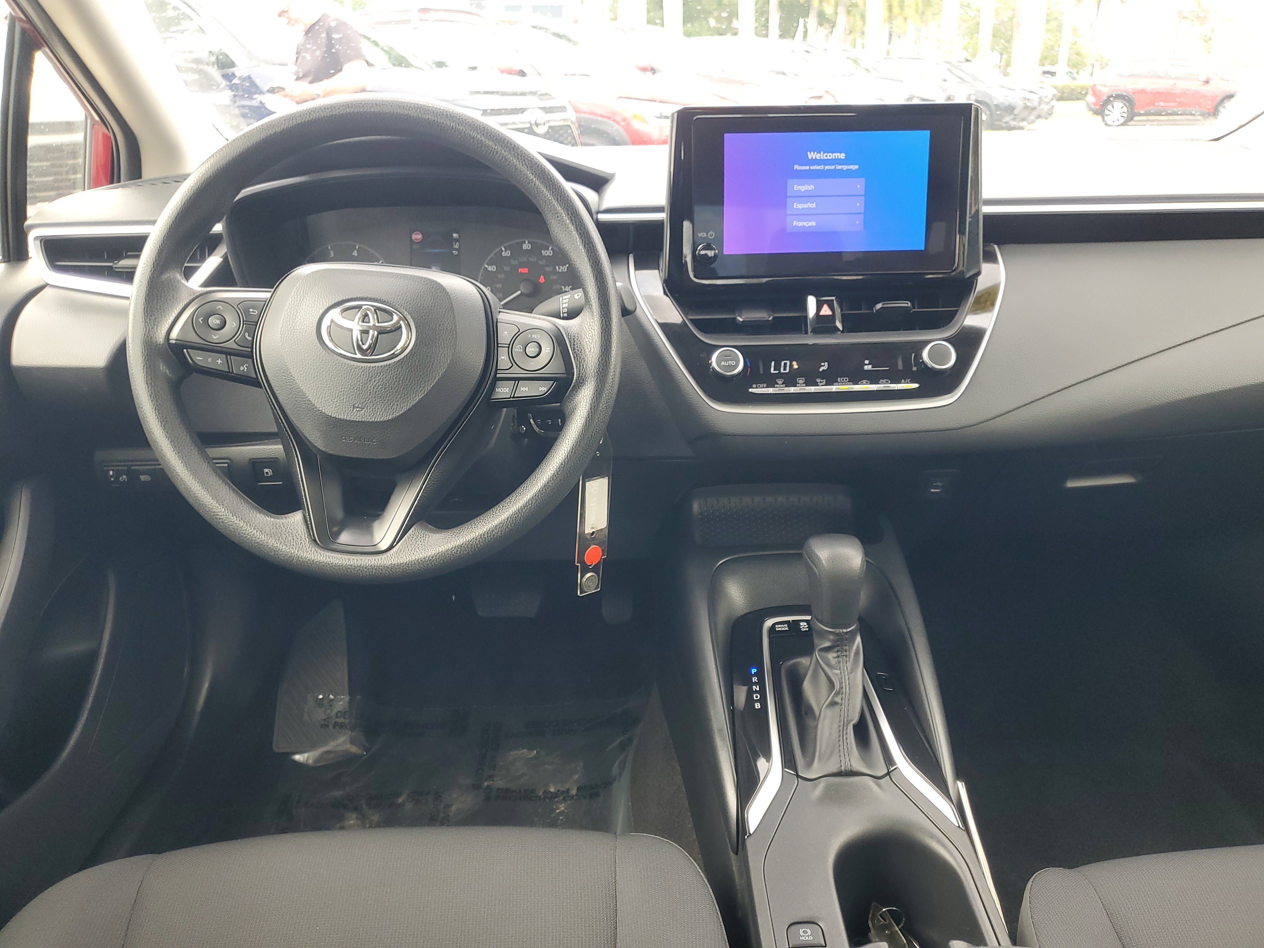 Certified 2025 Toyota Corolla LE FWD image 10