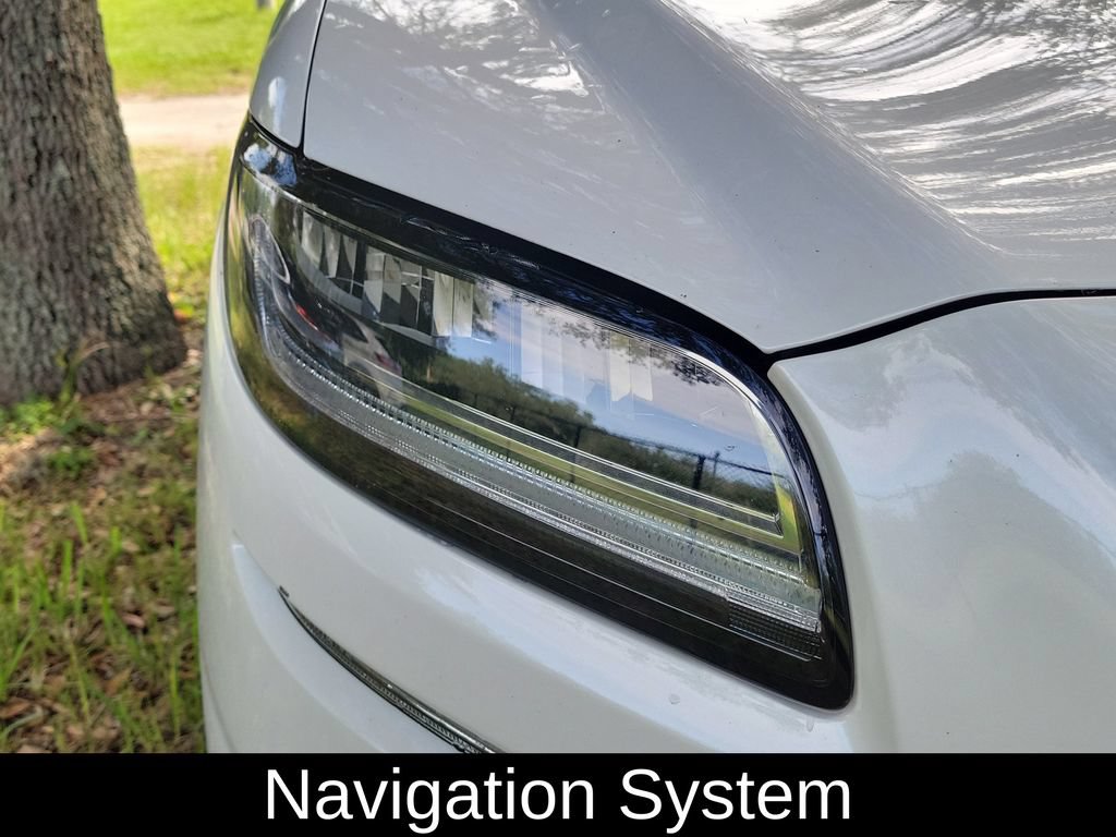 Used 2023 Lincoln Nautilus Reserve FWD image 6