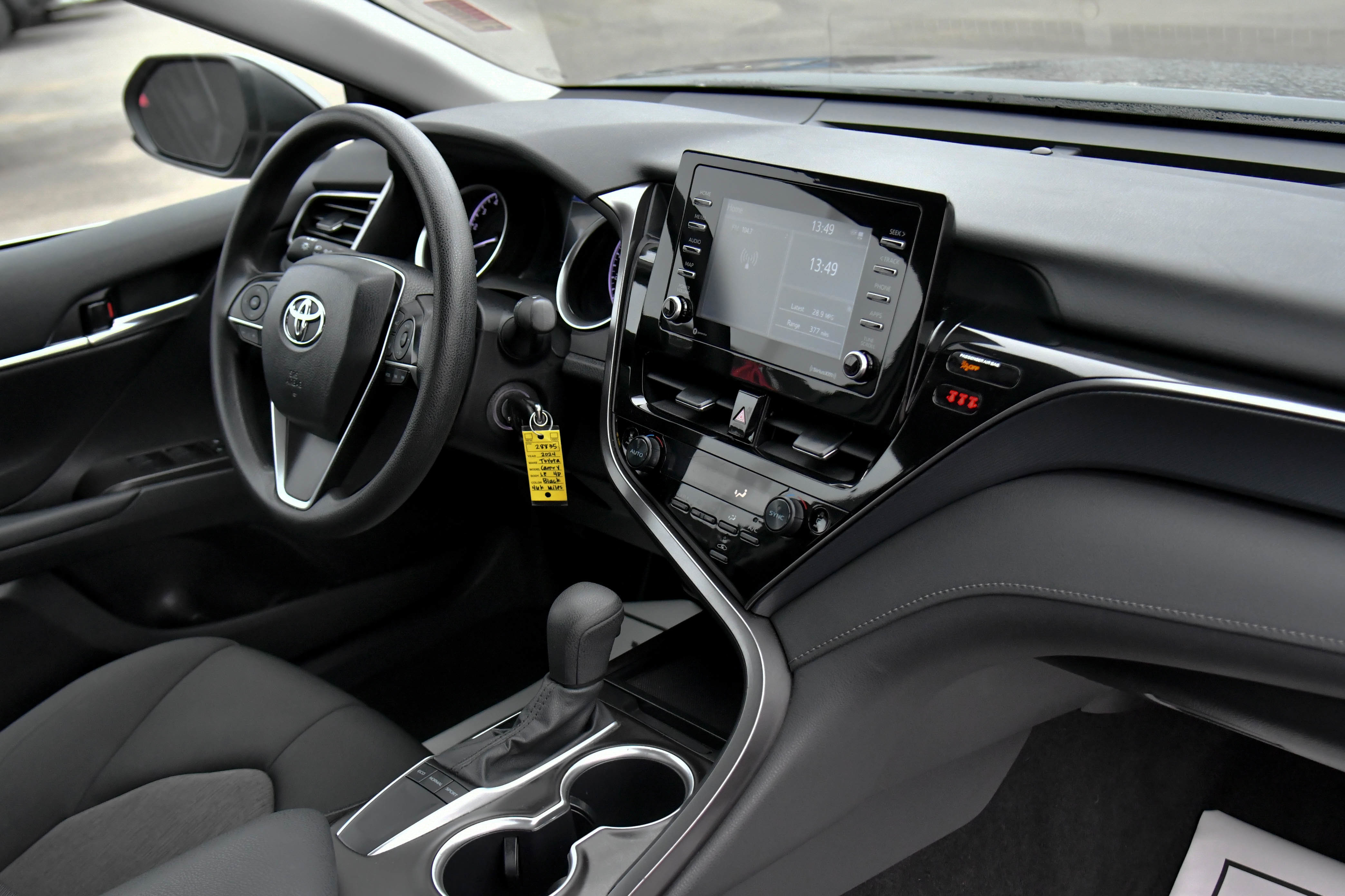 Used 2024 Toyota Camry LE image 39