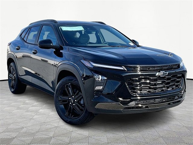 New 2026 Chevrolet Trax ACTIV w/ Sunroof Package