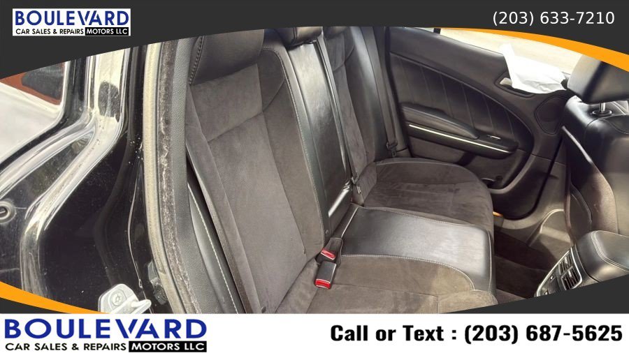 Used 2016 Dodge Charger R/T RWD image 40