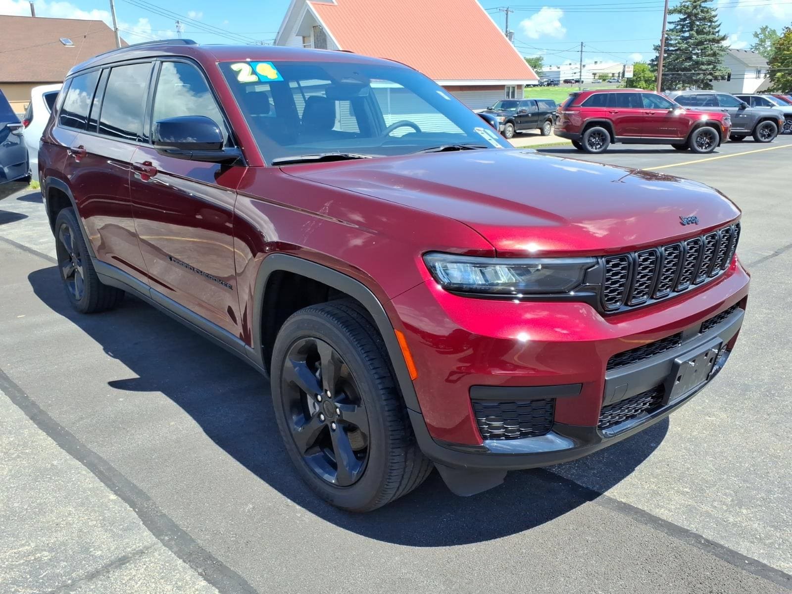 Used 2024 Jeep Grand Cherokee L Laredo AWD/4WD image 3