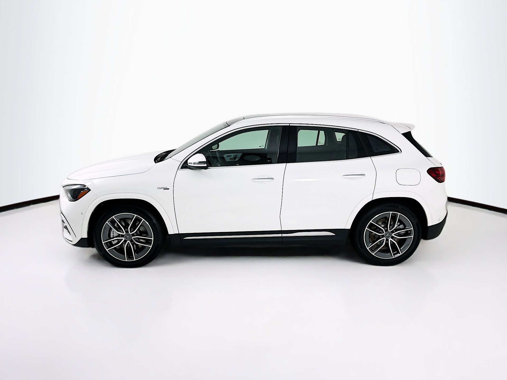 New 2026 Mercedes-Benz GLA 35 AMG 4MATIC image 5