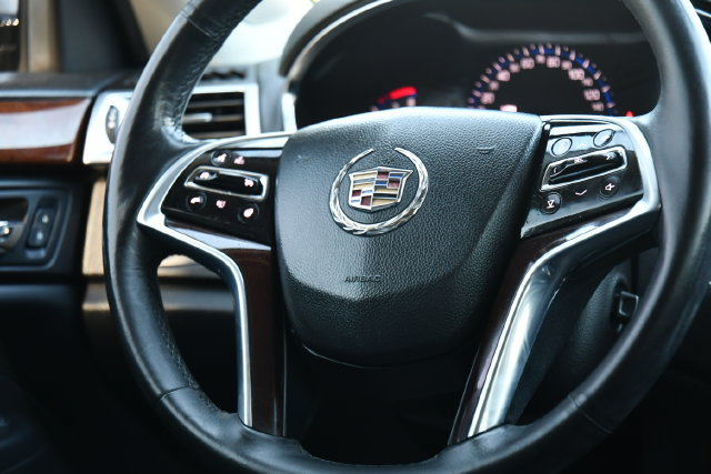 Used 2015 Cadillac SRX Luxury FWD image 22