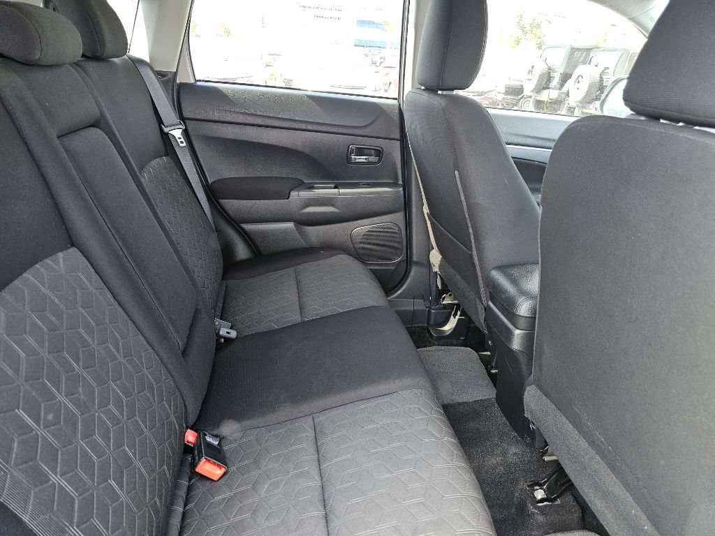 Used 2021 Mitsubishi Outlander Sport Black Edition FWD image 37