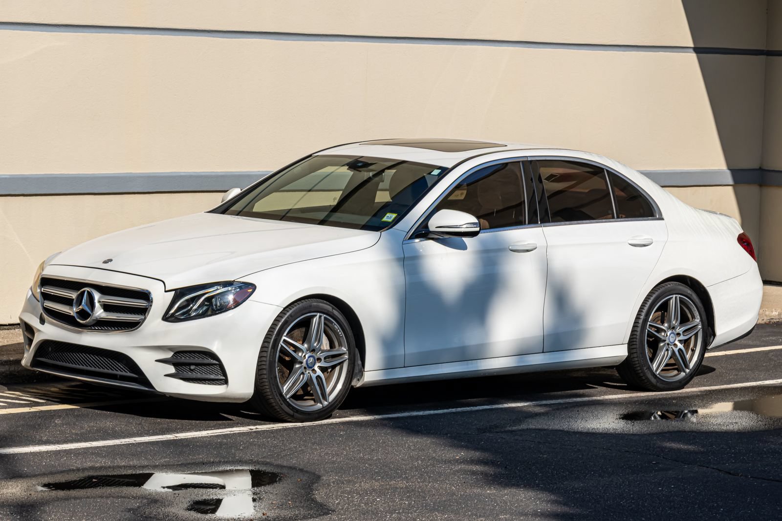Used 2017 Mercedes-Benz E 300 image 5